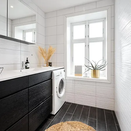 Stunning Modern In The Heart Of Downtown Lejlighed *