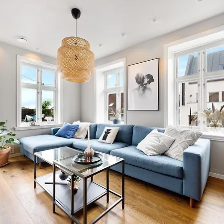 Stunning Modern In The Heart Of Downtown Lägenhet